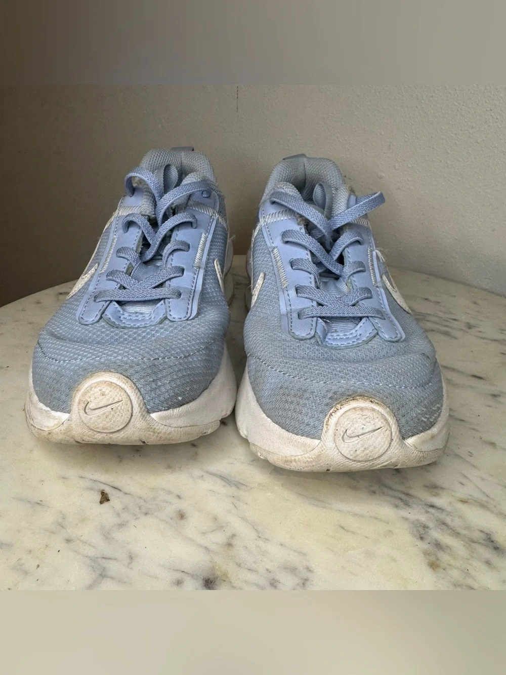 Nike Air Max Shoes Size 3 Youth blue sneakers  MAKE ME AN OFFER!